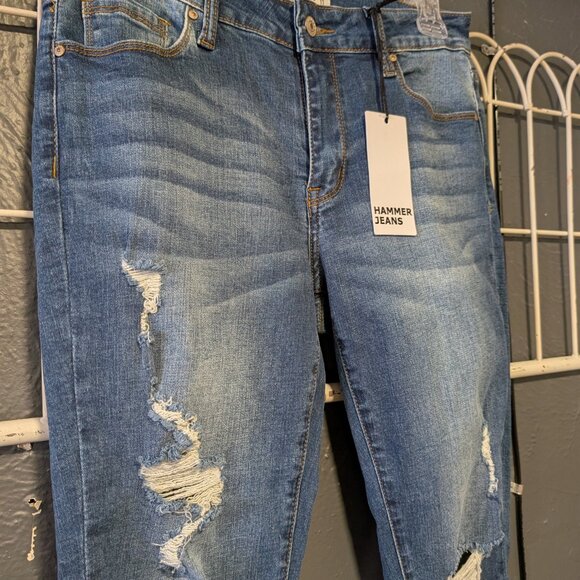 BNWT Hammer Jeans Distressed Mid Rise Skinny Jeans. Size 11. - Picture 2 of 6